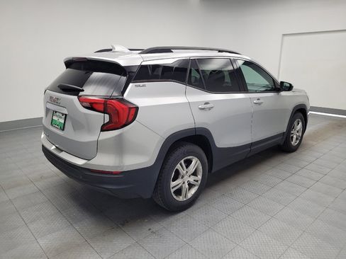 Used 2020 GMC Terrain SLE w/ Driver Convenience Package FWD image 9