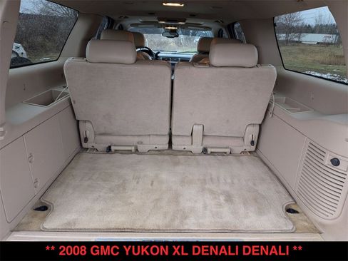 Used 2008 GMC Yukon XL Denali image 26