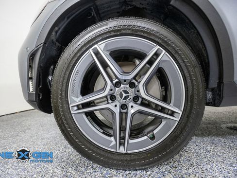 Used 2021 Mercedes-Benz GLC 300 4MATIC image 50