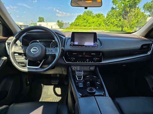 Used 2021 Nissan Rogue SV w/ Premium Package AWD/4WD image 28