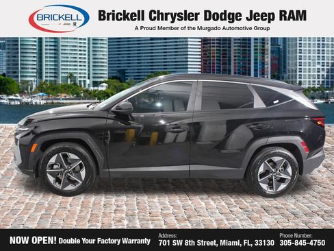 Used 2025 Hyundai Tucson SEL FWD image 2