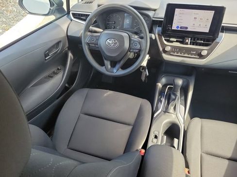 Used 2024 Toyota Corolla LE FWD image 12
