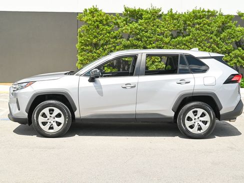 Used 2024 Toyota RAV4 LE FWD image 7