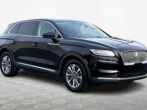 Used 2022 Lincoln Nautilus Reserve image 1