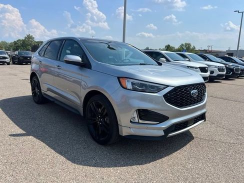 Certified 2020 Ford Edge ST w/ Equipment Group 401A AWD/4WD image 3