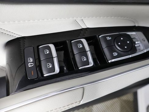 Used 2022 Kia Sorento SX Prestige w/ Panoramic Sunroof Package AWD/4WD image 41