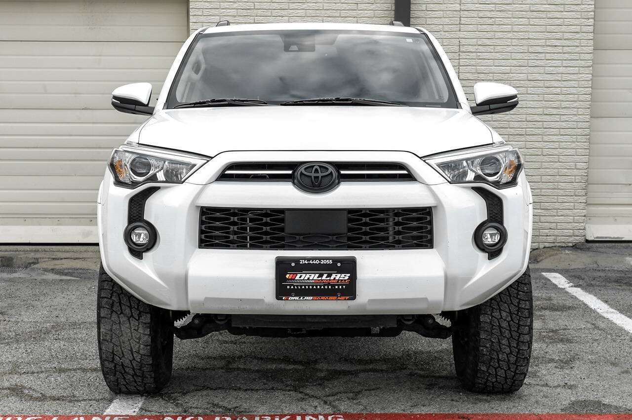 Used 2021 Toyota 4Runner SR5 Premium w/ Moonroof Package AWD/4WD image 6