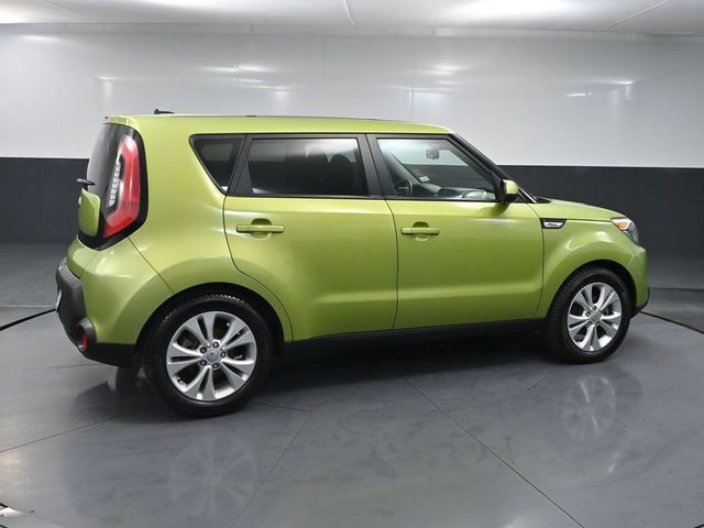 Used 2015 Kia Soul + FWD image 3