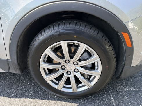 Used 2023 Cadillac XT4 Premium Luxury w/ Enhanced Visibility Package FWD image 12