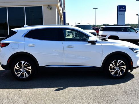 Used 2023 Buick Envision Essence image 2