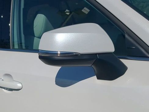 New 2026 Toyota Grand Highlander XLE image 12