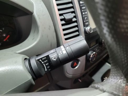 Used 2019 Nissan Frontier SV image 37