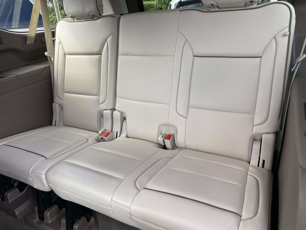 Used 2022 GMC Yukon XL Denali w/ Denali Ultimate Package AWD/4WD image 13