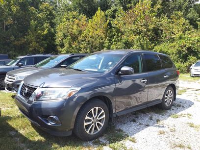 Used 2013 Nissan Pathfinder S