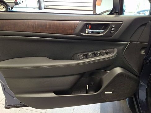 Used 2015 Subaru Outback 3.6R Limited AWD/4WD image 12