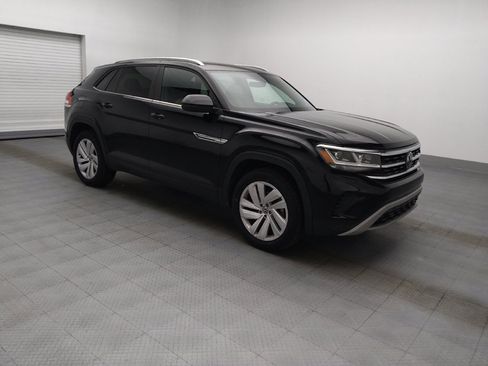Used 2023 Volkswagen Atlas Cross Sport SE w/ Panoramic Sunroof Package FWD image 11