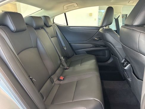 Used 2024 Lexus ES 350 350 PREMIUM/CARPLAY/PARK AST/B w/ Premium Package image 17