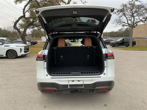 Certified 2026 INFINITI QX60 Autograph w/ Dark Cargo Package image 33