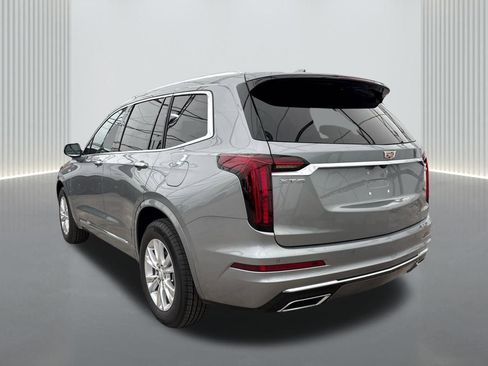 New 2025 Cadillac XT6 Luxury image 7