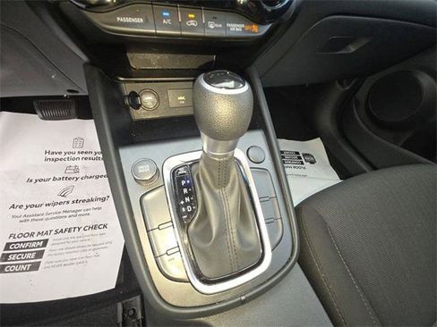 Certified 2022 Hyundai Kona SEL image 19