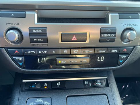 Used 2014 Lexus ES 350 w/ Premium Package FWD image 21