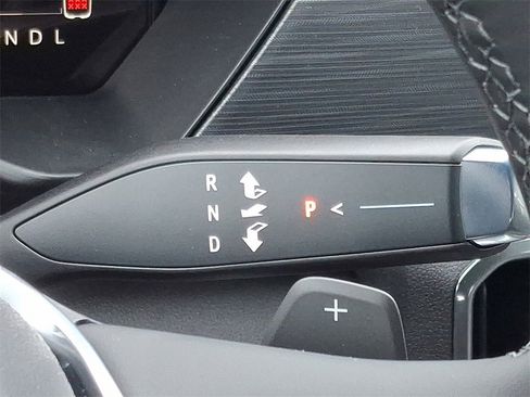 New 2025 GMC Acadia Elevation image 7