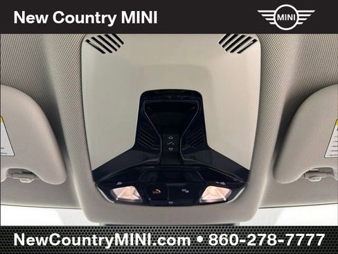 Certified 2025 MINI Cooper 2-Door Hardtop FWD image 22