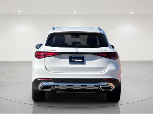 Certified 2026 Mercedes-Benz GLC 300 4MATIC image 5