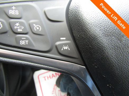 Used 2023 Chevrolet Malibu LT image 7