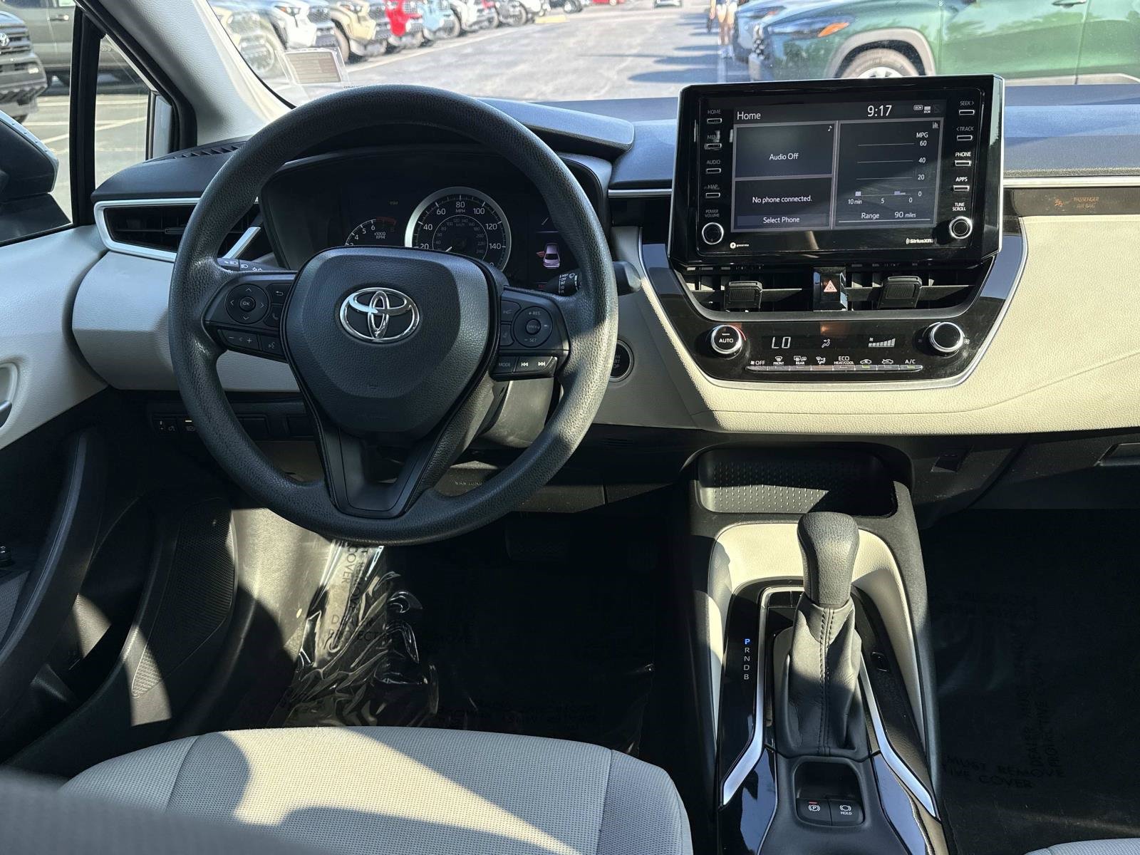 Used 2021 Toyota Corolla LE w/ LE Convenience Package FWD image 13