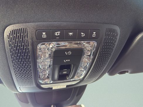 Used 2024 Mercedes-Benz GLE 450 4MATIC image 45