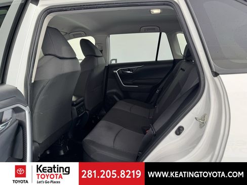 Certified 2025 Toyota RAV4 XLE AWD/4WD image 17