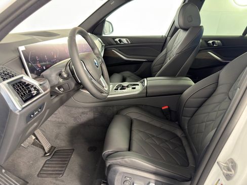 Used 2026 BMW X5 sDrive40i w/ Parking Assistance Package RWD image 5