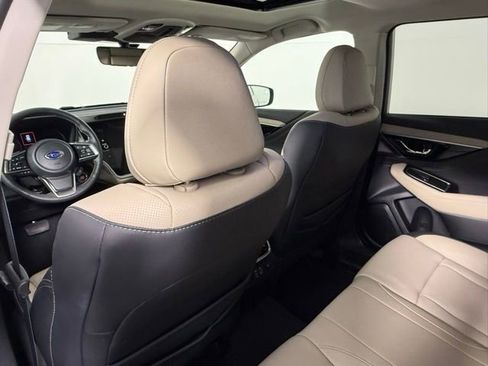 Used 2025 Subaru Outback Limited image 40