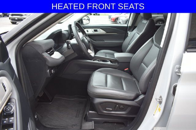 Used 2026 Ford Explorer Active w/ Active Comfort Package AWD/4WD image 4