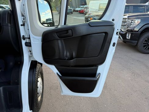 Used 2020 RAM ProMaster 2500 FWD image 31
