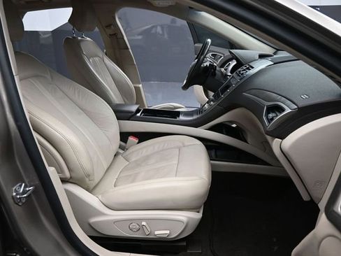 Used 2019 Lincoln MKZ Reserve image 2