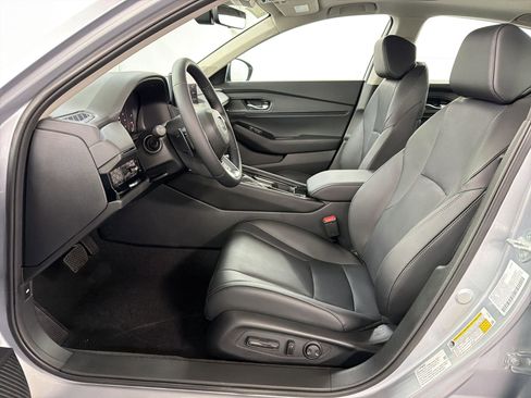 New 2026 Honda Accord Touring image 5