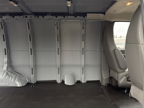 New 2026 Chevrolet Express 2500 RWD image 22