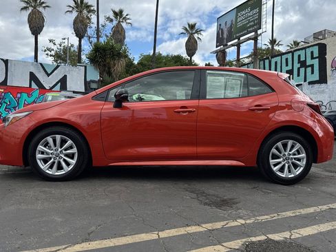 Used 2026 Toyota Corolla SE FWD image 7