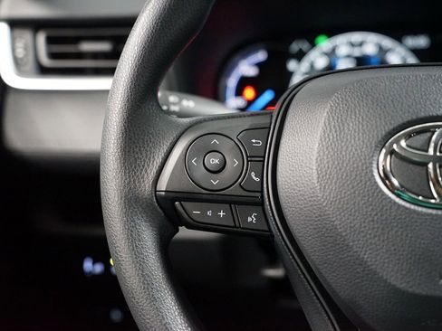 New 2025 Toyota RAV4 LE image 14