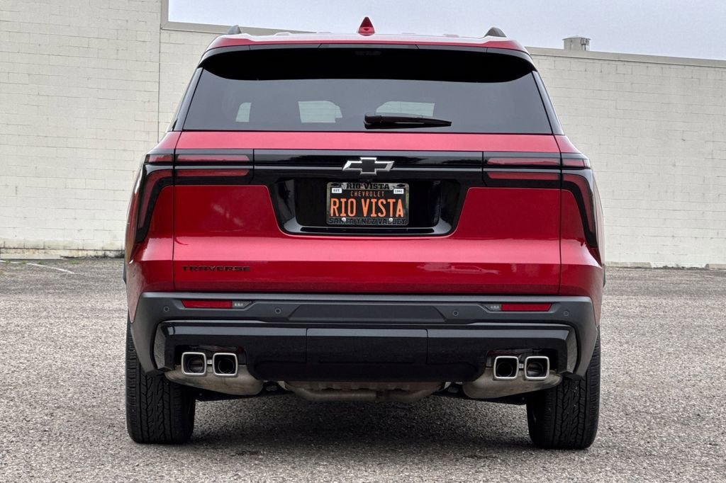 New 2026 Chevrolet Traverse LT w/ Midnight/Sport Edition FWD image 5