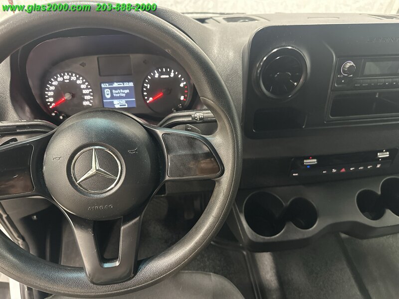 Used 2019 Mercedes-Benz Sprinter 2500 image 22
