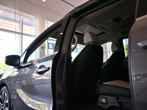 New 2026 Honda Odyssey Elite image 12