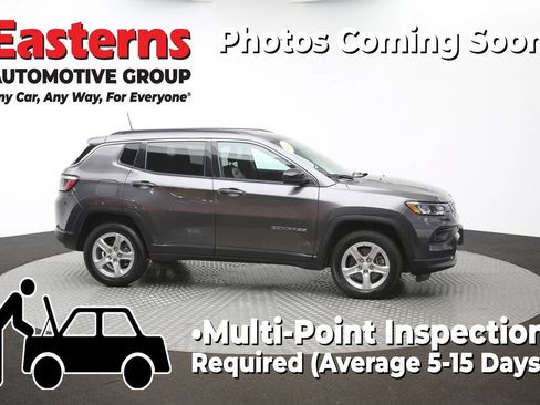 Used 2024 Jeep Compass Latitude AWD/4WD image 42