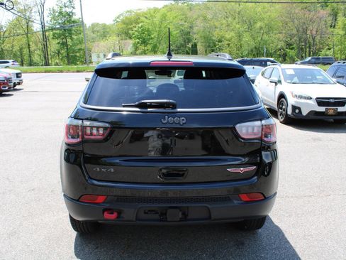Used 2017 Jeep Compass Trailhawk w/ Navigation Group image 9