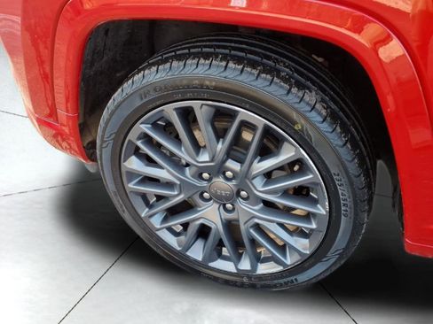 Used 2023 Jeep Compass Limited image 22