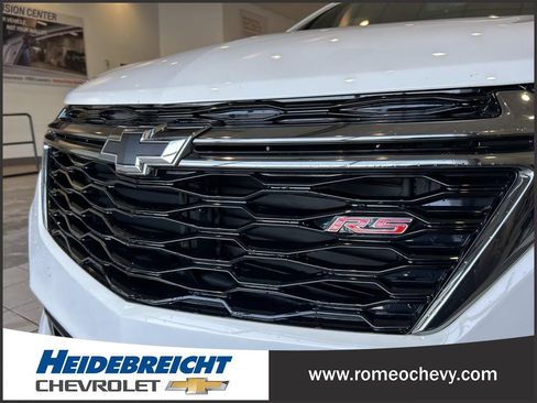 Certified 2022 Chevrolet Equinox RS w/ LPO, Floor Liner Package image 39