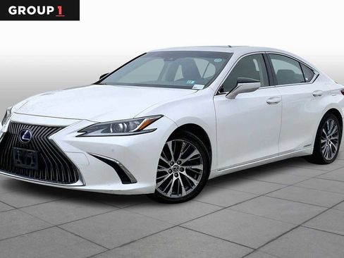 Used 2019 Lexus ES 300h w/ Premium Package image 1