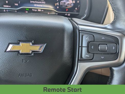 Used 2024 Chevrolet Suburban Premier AWD/4WD image 19
